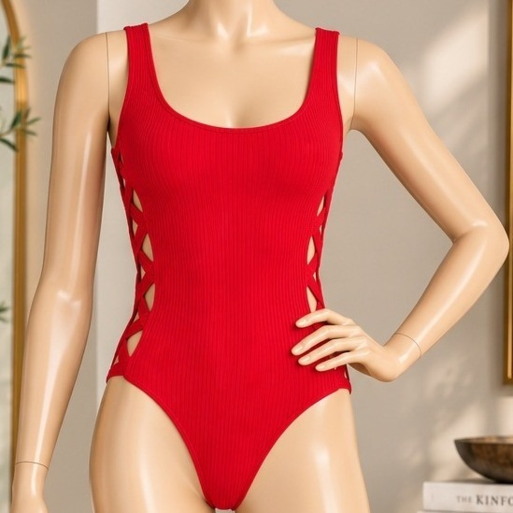 Express Womens Bodysuit Olivia Culpo Red Ribbed Lattice Side Medium